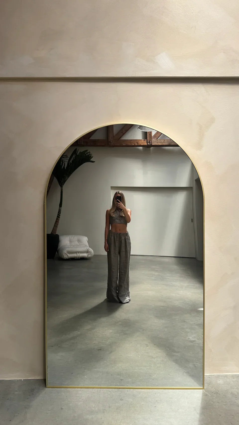 MEGA LARGE MIRROR MOON | 200 cm x 120 cm gold